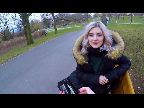 ❤️ Nilulon ang mainit na cum ng isang estranghero para sa pera - blowjob sa parke ni Eva Elfie ❤❌ Fucking sa amin ❌️